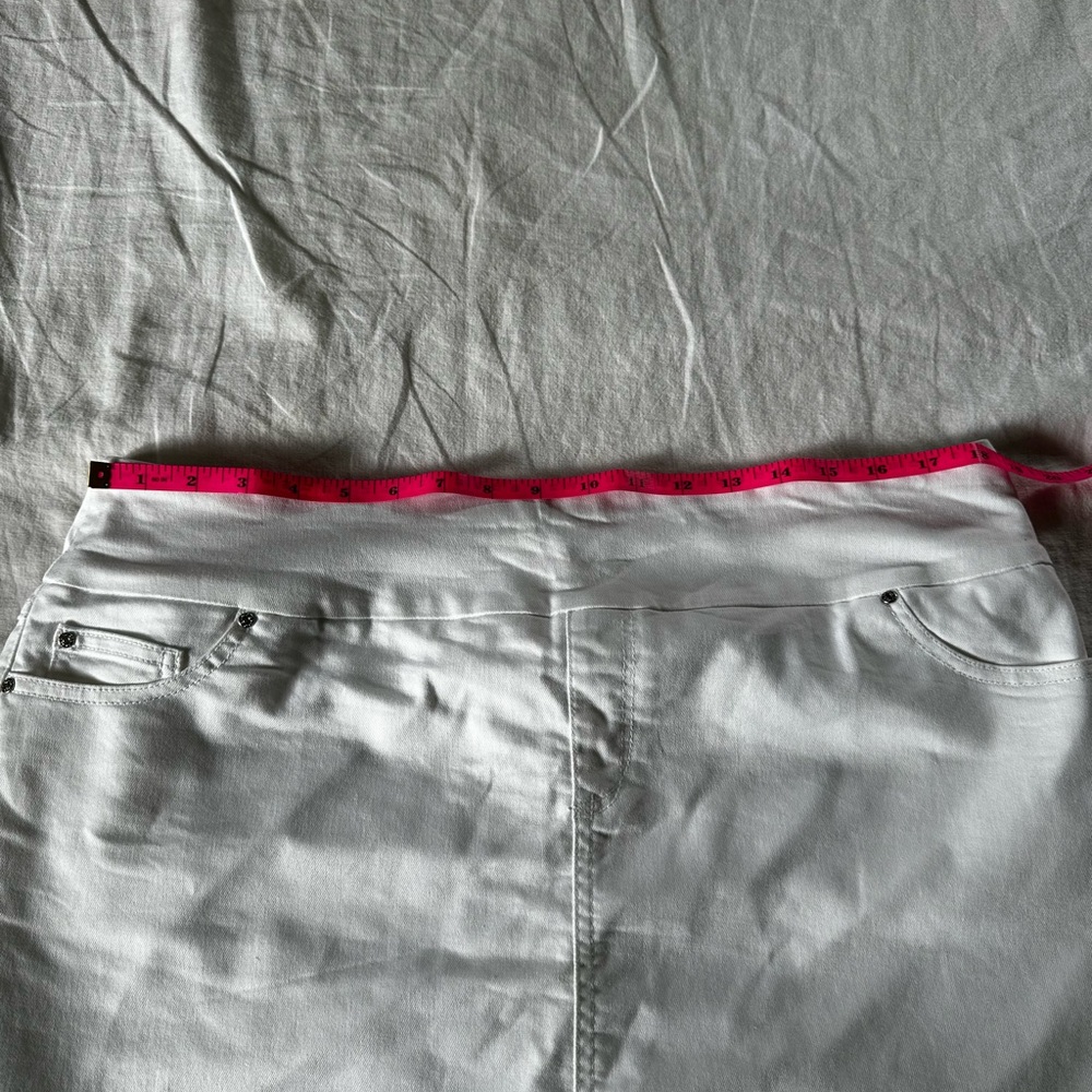 S.C. & Co. Women’s White Denim Skort size XL - Picture 7 of 9